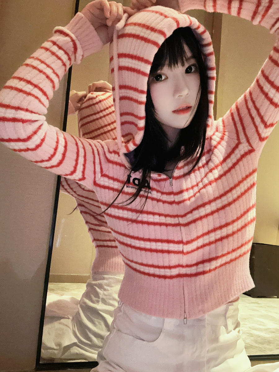 桜桃喵 – 条纹毛衣 [22P 91.5M]插图4