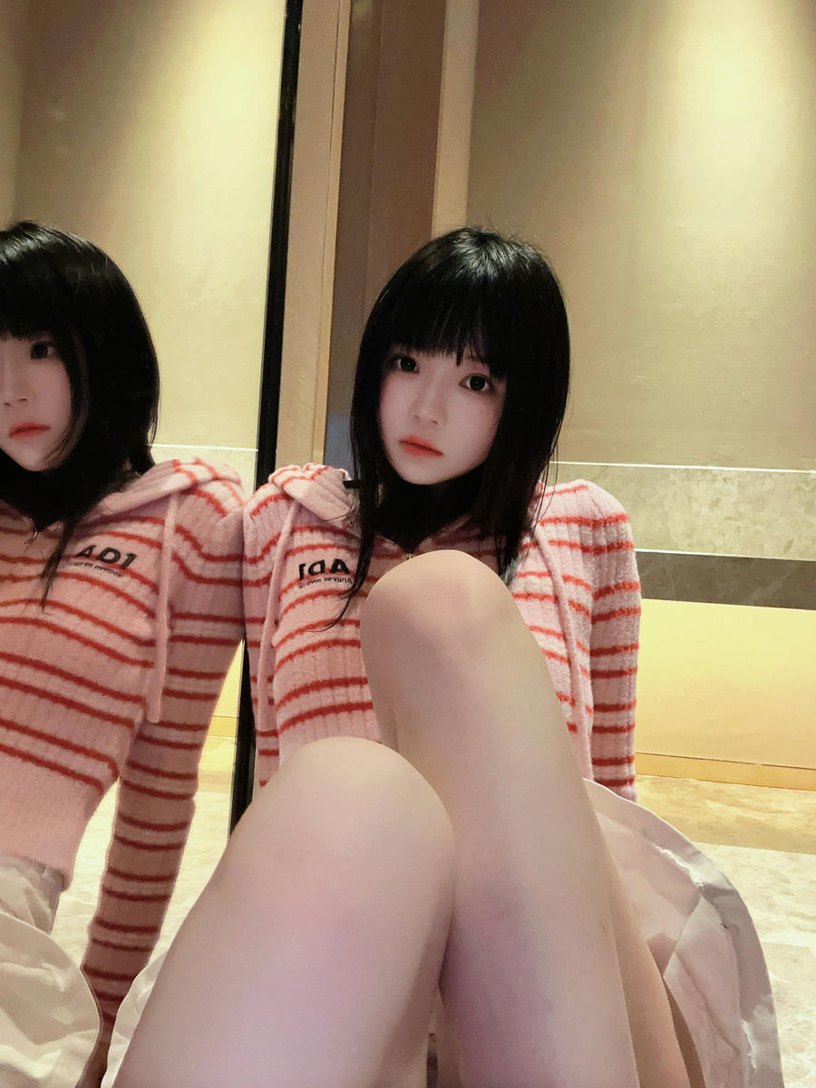 桜桃喵 – 条纹毛衣 [22P 91.5M]插图5