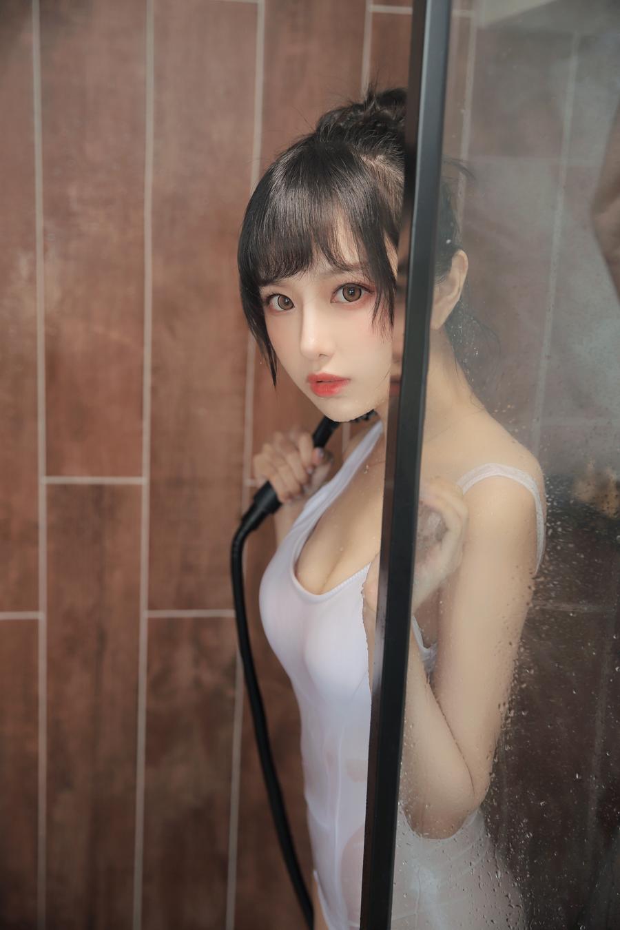 Shika小鹿鹿半透浴室写真图集|半透才是会玩插图4