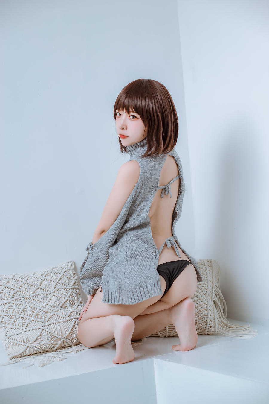 二佐Nisa洞洞毛衣自拍图片[二佐2020私房写真集]插图4