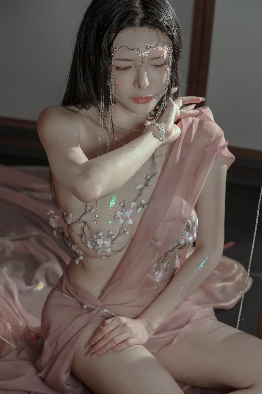 秋和柯基粉桃花神写真图包[夏小秋秋高清美图视频]插图4