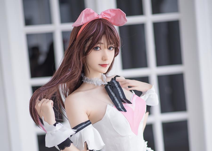 南桃Momoko爱礼服cos写真套图|这就是赤裸裸的爱插图3