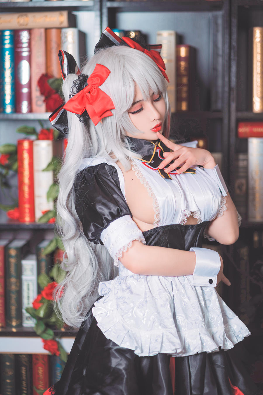 rioko凉凉子欧根女仆cos图包_碧蓝航线欧根亲王cosplay作品插图4