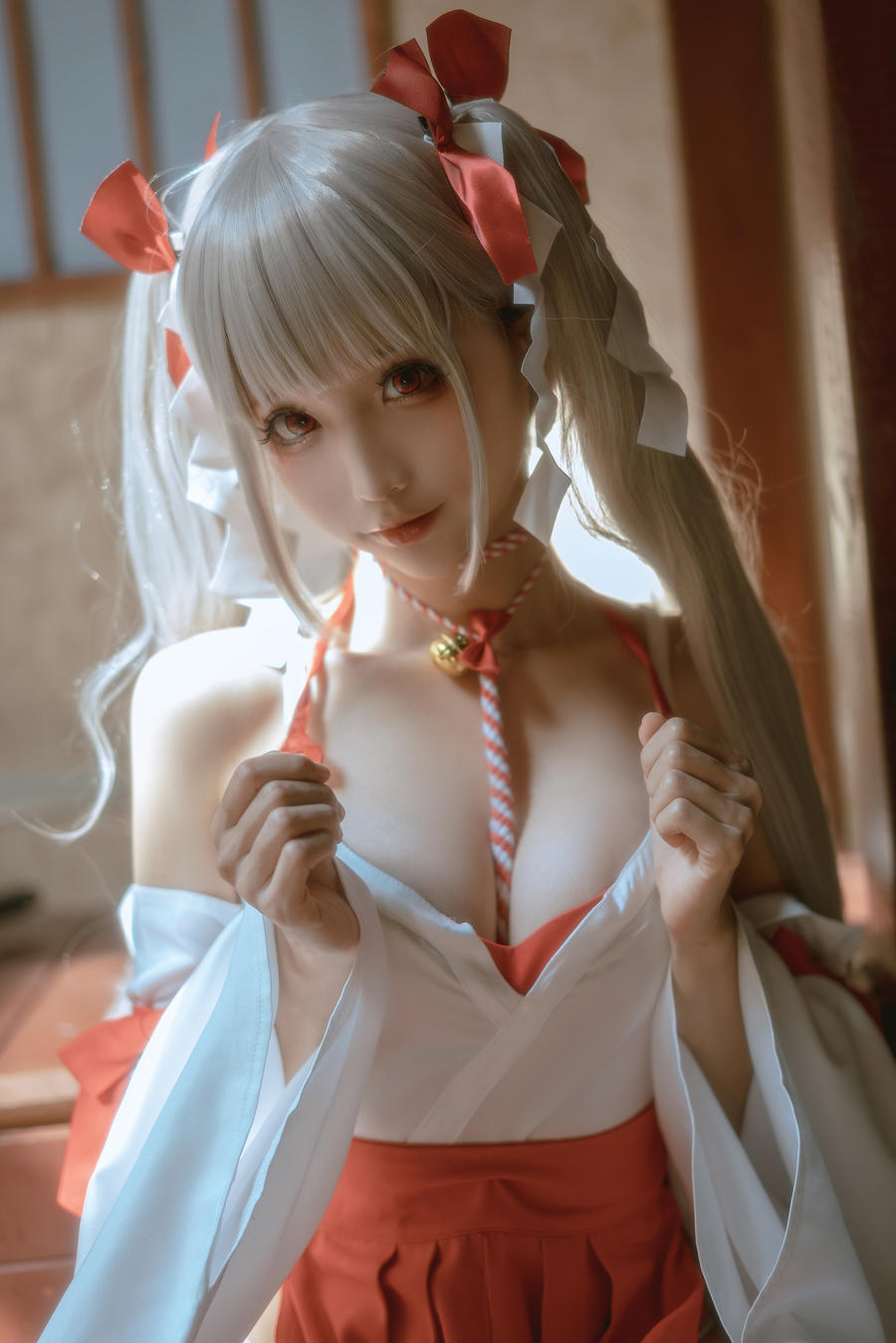 蠢沫沫可畏巫女cos图集[蠢沫沫巫女cosplay]插图3