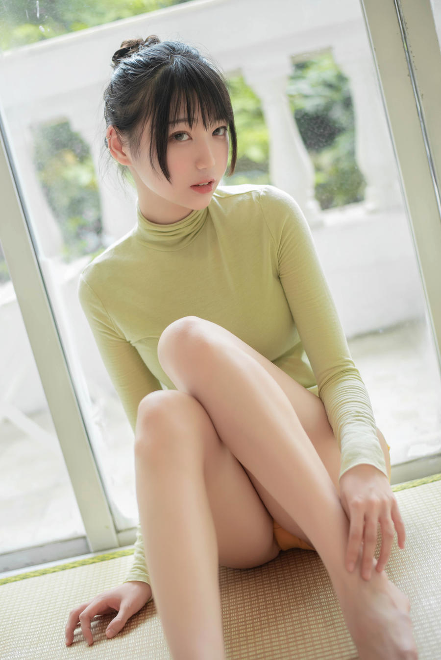 周叽是可爱兔兔小清新居家服写真图集[周叽写真套图]插图4