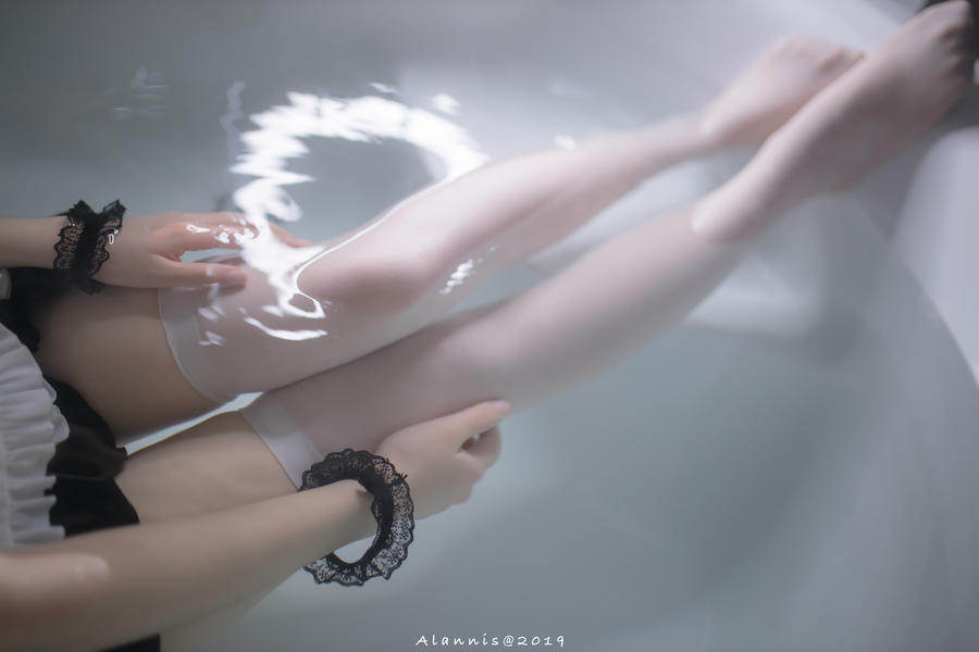 雪琪SAMA女仆水下版写真集[雪琪SAMA免费写真集视频]插图5