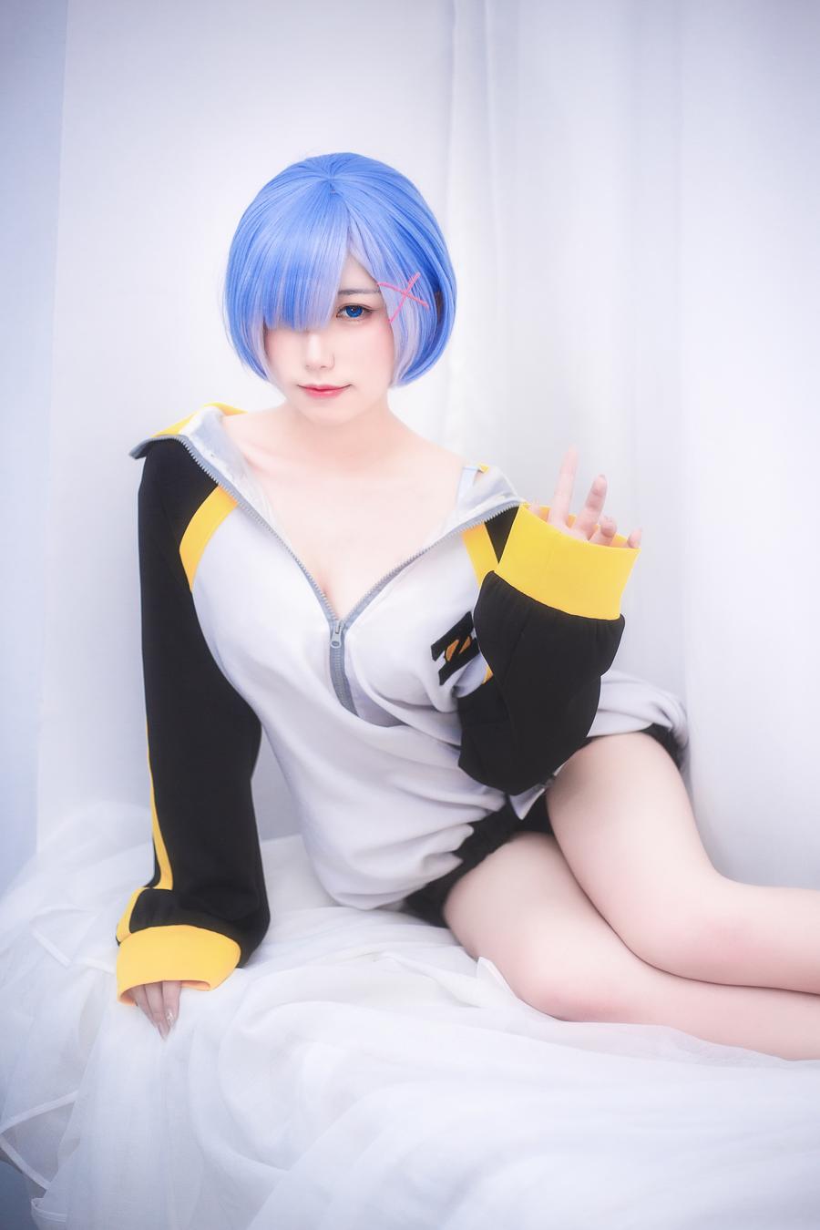 芋圆侑子sj蕾姆运动服cosplay图片图集[芋圆侑子cos作品]插图5