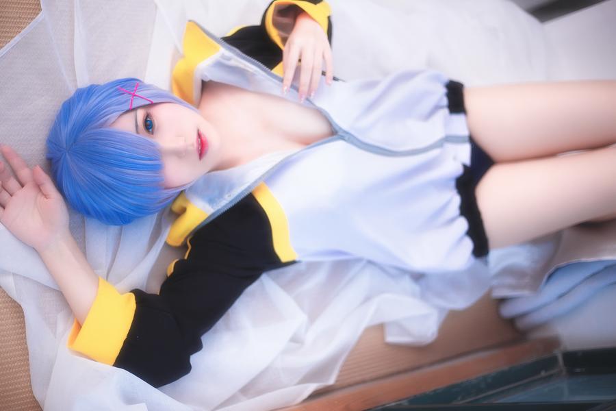 芋圆侑子sj蕾姆运动服cosplay图片图集[芋圆侑子cos作品]插图6